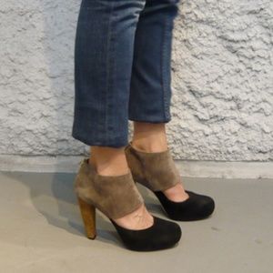 Loeffler Randall Black and Taupe Suede Two-Tone Platform Pumps